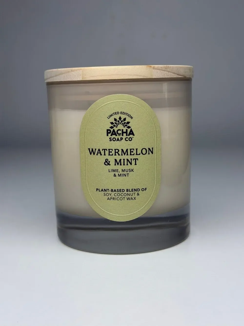 Trader Joe’s Beach Day Scented Candle — Soy Wax, 20 Hours, Limited Edition 5.7oz